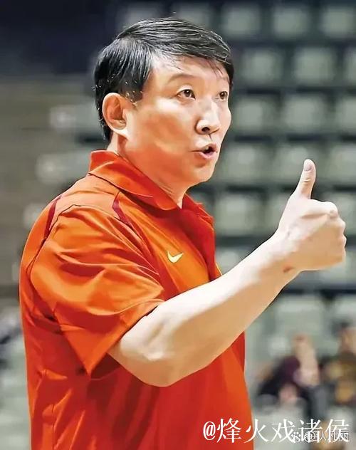 默里前三节10投6中，三分3中2砍下21分2篮板3助攻